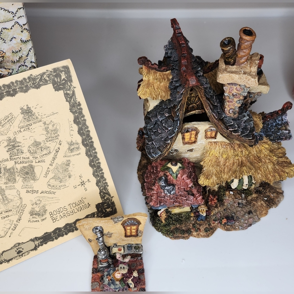 Boyds Bearly Built Village 1st Ed *Emily's Carrot Cottage & Accessory *Orig Box